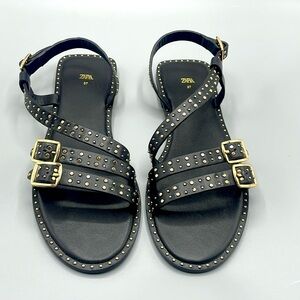 Brand New Zara Studded Leather Sandals in Size 37 (6.5)